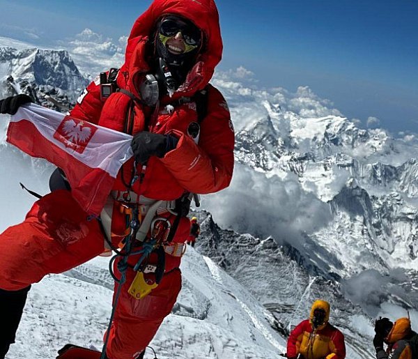 Jedyna Polka, która weszła na Mount Everest... - 26329