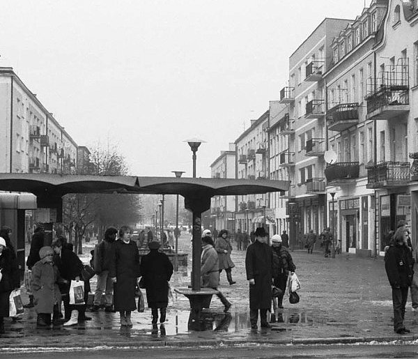 Wejdź do wehikułu czasu Daniela Cichego i zobacz Piłę, której już nie ma-37501