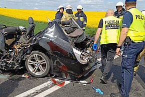 Tragedia koło Wągrowca. W wypadku zginął ojciec i jego 8-letni syn! -40043