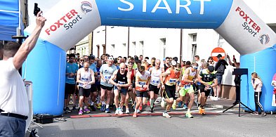 Sportowa niedziela  w Łobżenicy. Pobiegli jak Graj-40605