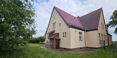 Dawna szkoła w Mościskach idzie pod młotek-40680
