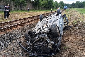 Wypadek na przejeździe kolejowym niedaleko Szydłowa-40833