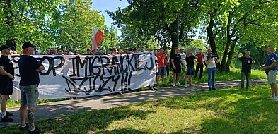 Protest po ataku obcokrajowca na 24-latkę; kobieta walczy o życie w szpitalu-41114