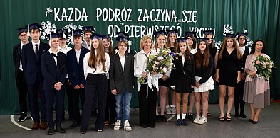 "Jesteście jak nasiona dmuchawca". W Strzelcach pożegnano absolwentów szkoły-41367
