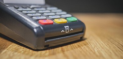 Zakaz sprzedaży i większy nadzór. Tych produktów nie kupią już nieletni-41588