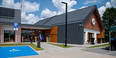 Piękny obiekt! Nadleśnictwo Kaczory ma nową siedzibę-41785