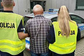Mając zakaz prowadził samochód i spowodował kolizję-42182