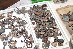 Narkotyki, broń i nielegalne artefakty. Kolekcjoner stanie przed sądem-42780