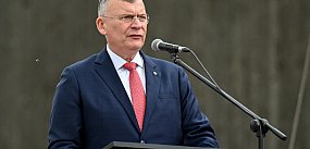 Wprowadzenie dwukadencyjności to odbieranie praw