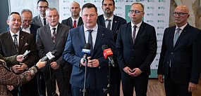 PSL postuluje koniec przestawiania zegarków i zmiany...