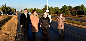 Rozmowy na skrzyżowaniu przy Pile-Lotnisku