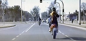 Popisówka na jednym kole. I warto było szpanować?