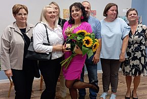 Wernisaż prac Anety Plewy. Zaproszenie do przestrzeni, w której oddycha duszą…-43366