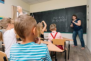 Nowy przedmiot szkolny dzieli Polaków. Kluczowa data właśnie nadeszła-43436