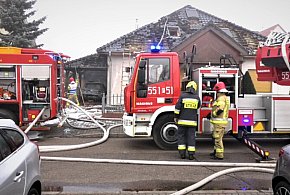Groźny pożar na Zielonej Dolinie-44079