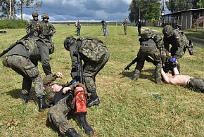 Setki tysięcy Polaków pójdą na szkolenie. Wojsko otwiera drzwi dla cywilów-44593