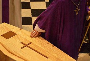 Rewolucja w pochówkach coraz bliżej. Tego w Polsce jeszcze nie było-45435