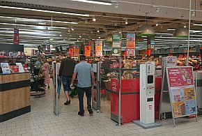 Pracownicy popularnej sieci mają dość. W południe zatrzymają pracę-45450