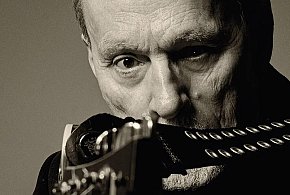 John Porter wraca po 45 latach z "Helicopters”-45672