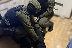 Mają wyroki, ukrywają się. Do czasu... [film z zatrzymania]