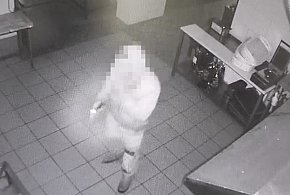 Skradł pieniądze i alkohol. Zapomniał o monitoringu… [Film]