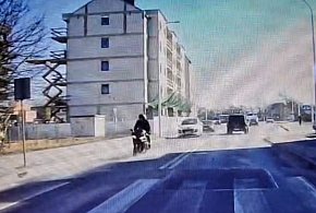 Tak w mieście pędził pirat na dwóch kółkach! [Film]