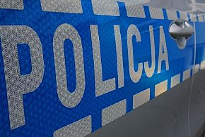 Policjanci uratowali życie 33-latka. Był nieprzytomny, mocno krwawił