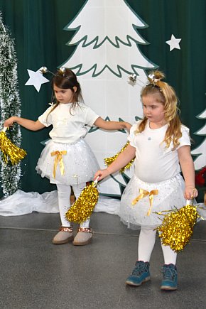 Gwiazdkowa podróż do świąt w SP w Strzelcach-2073