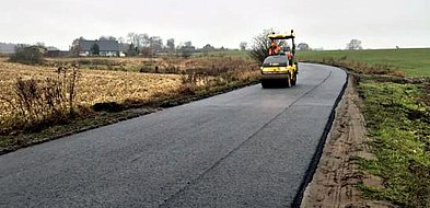 Pół kilometra nowej nawierzchni między Skrzatuszem a Różewem-44783