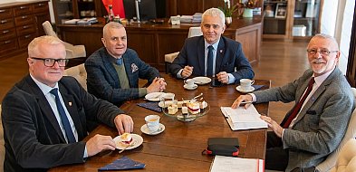 O lokalnym rozwoju z ekspertami akademickimi-45060