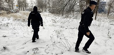 Leżał w śniegu, na mrozie. Zareagował przechodzień-46126