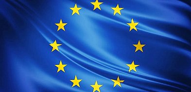 Senator Szejnfeld o skutecznej ochronie flagi Unii Europejskiej-46207