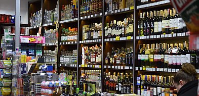 To codzienność wielu Polaków. Nowe dane o alkoholu niepokoją-46282