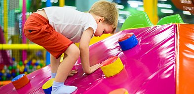 Zostawiasz dziecko w sali zabaw? Urząd wykrył poważne uchybienia-46336