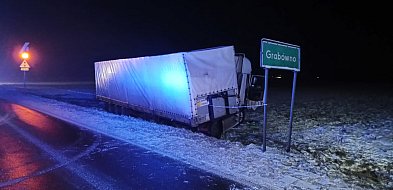 Ciężarówka złożyła się w scyzoryk