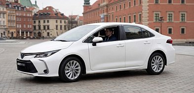 Wynajem samochodów na taksówkę w Warszawie: jak uniknąć przestojów z G CAR Partner