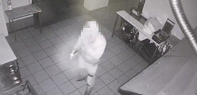 Skradł pieniądze i alkohol. Zapomniał o monitoringu… [Film]