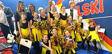 Zatańczyły cheerleaderki. Powiat Pilski na Targach Edukacyjnych w Poznaniu