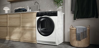 SteamCare pozwala delikatnie wygładzić i odświeżyć ubrania już na etapie suszenia