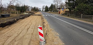 Rozbudowują drogę wojewódzką nr 242