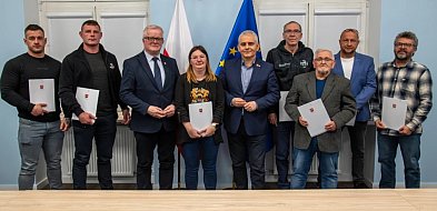 Powiat wsparł kluby sportowe i stowarzyszenia