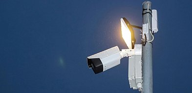 Oko, które nigdy nie śpi. Jak algorytmy wspierają operatorów w nowoczesnym CMA