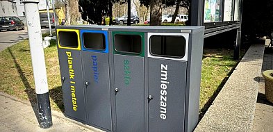 Łobżenica: Nowe kosze do segregacji odpadów