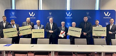 Wielkopolska stawia na pszczoły - miliony dla pszczelarzy