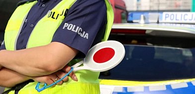 Bez kasków na rowerach i hulajnogach. I jeszcze ta niebezpieczna ekwilibrystyka