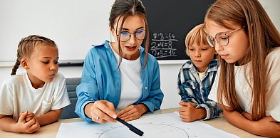 Nauczyciele matematyki potrzebni od zaraz. Zdobądź uprawnienia do nauczania...