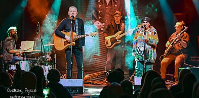 Łobaszewska i Nowak w klubie Yogi w fotorelacji Andrzeja Pyrcza