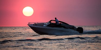 Weekend na wodzie - jak zaplanować rejs łodzią od A do Z