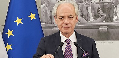 Senator Szejnfeld proponuje deliberację