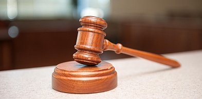 Kim jest adwokat i czym różni się od radcy prawnego?